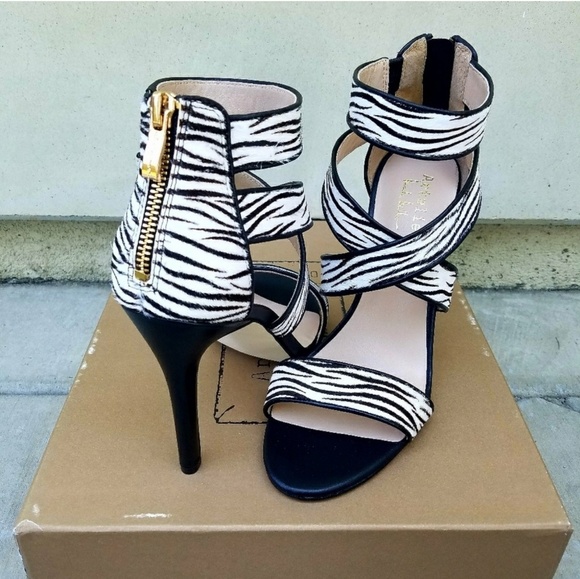 Sexy Zebra Print Nicole Miller Strappy Heels - Picture 8 of 8